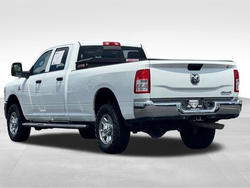 Used 2024 RAM 2500 Tradesman w/ Chrome Appearance Group AWD/4WD image 5