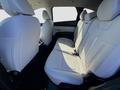 New 2026 Hyundai Tucson SEL image 18