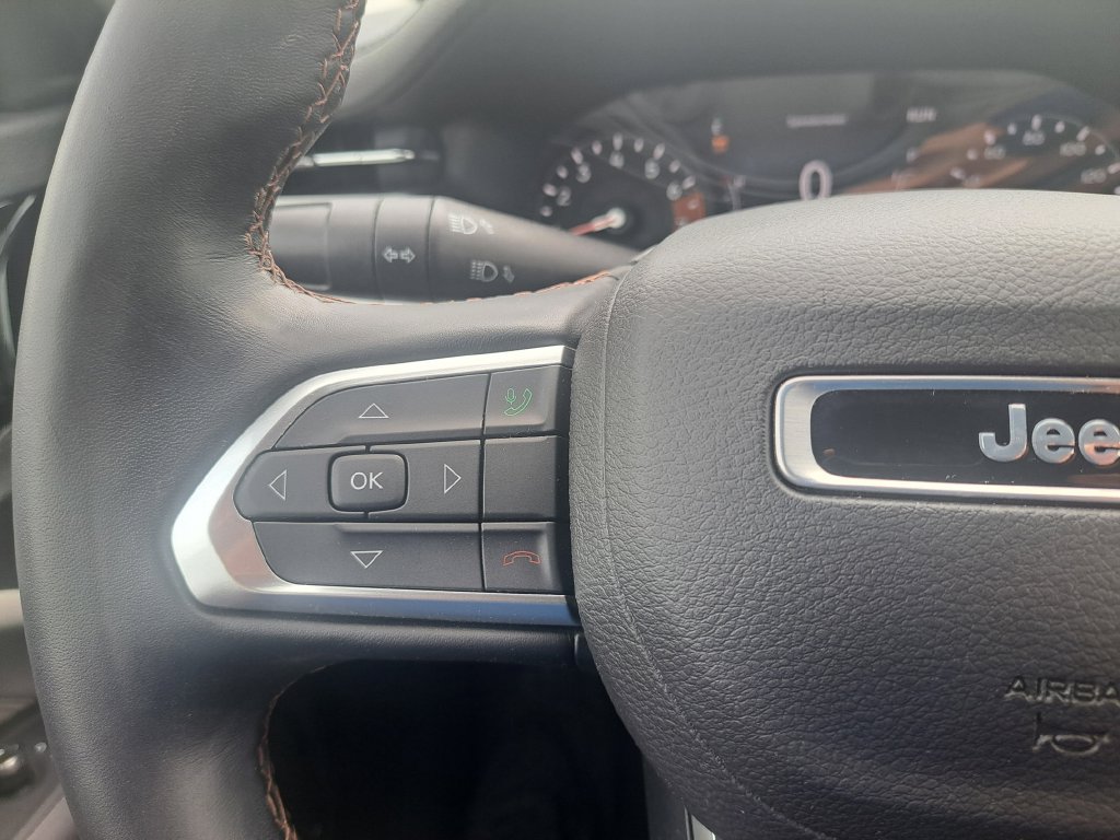Certified 2022 Jeep Compass Limited AWD/4WD image 23