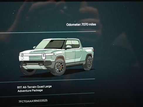 Used 2024 Rivian R1T Adventure AWD/4WD image 15
