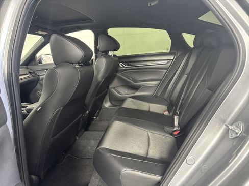 Used 2022 Honda Accord Sport image 18