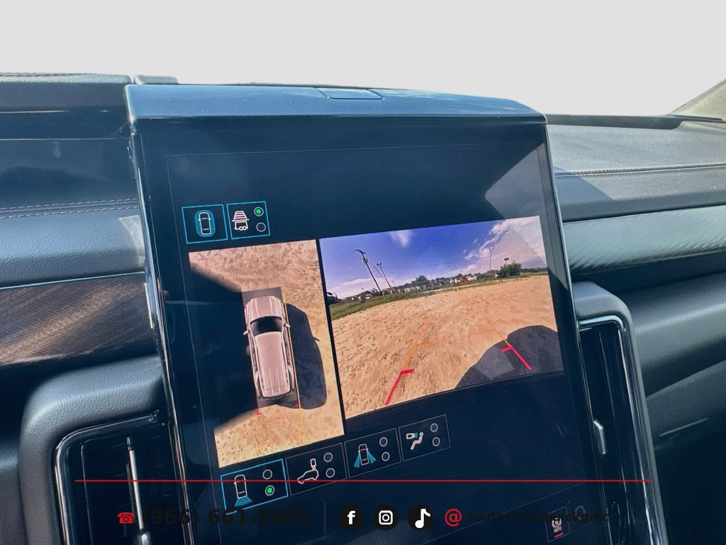New 2026 GMC Yukon AT4 w/ AT4 Premium Package AWD/4WD image 19