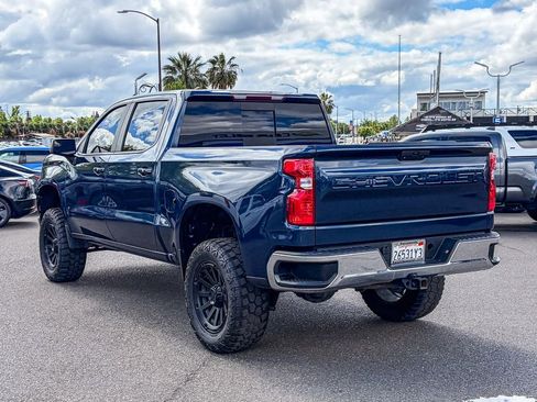 Used 2021 Chevrolet Silverado 1500 LT w/ All Star Edition Plus image 2