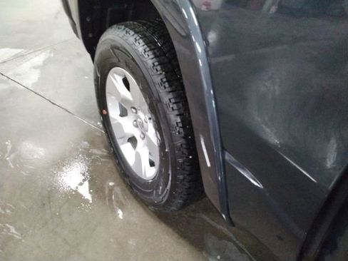 Used 2025 RAM 1500 Big Horn AWD/4WD image 18