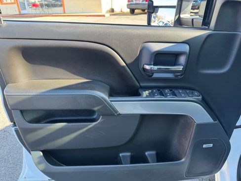 Used 2015 Chevrolet Silverado 3500 LT w/ LT Convenience Package image 11