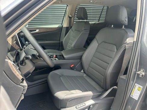 New 2025 Volkswagen Atlas SEL image 22