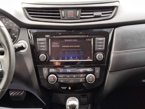 Used 2020 Nissan Rogue SL w/ Premium Package AWD/4WD image 20