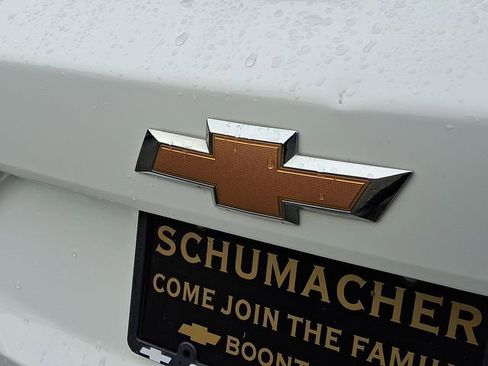 Used 2024 Chevrolet Trax LT w/ Driver Confidence Package image 39