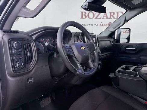 Used 2025 Chevrolet Silverado 2500 Custom w/ Custom Value Package AWD/4WD image 11