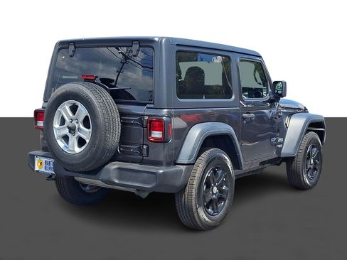 Used 2019 Jeep Wrangler Sport AWD/4WD image 7