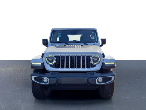 Used 2024 Jeep Wrangler Sahara w/ Technology Group image 2