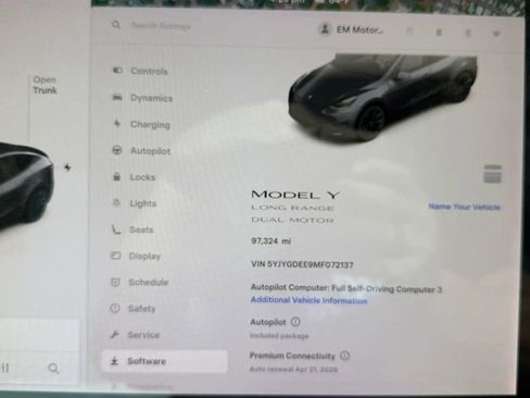 Used 2021 Tesla Model Y Long Range image 14