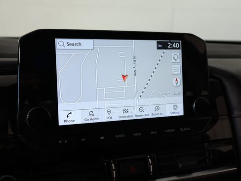Used 2023 Nissan Pathfinder SL w/ SL Premium Package FWD image 7