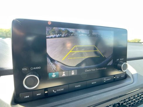 Certified 2023 Honda Accord LX image 17