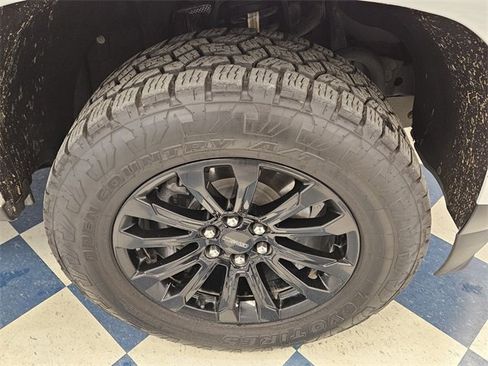 Used 2022 GMC Canyon Elevation w/ Trailering Package image 15