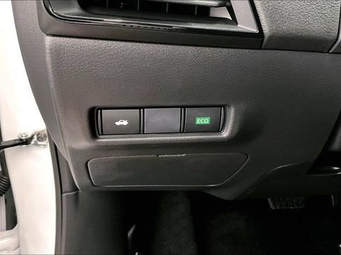 New 2027 Nissan Sentra S w/ Floor Mat Package FWD image 31