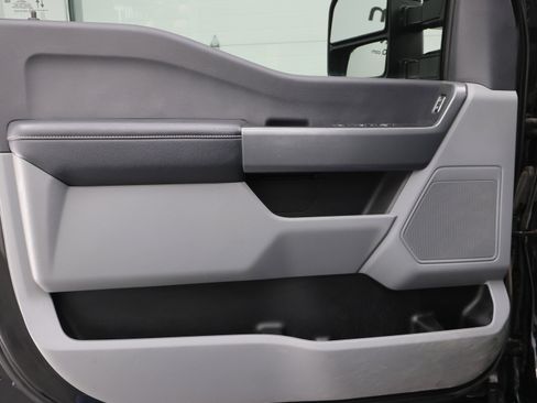 Used 2023 Ford F250 XLT w/ FX4 Off-Road Package image 38