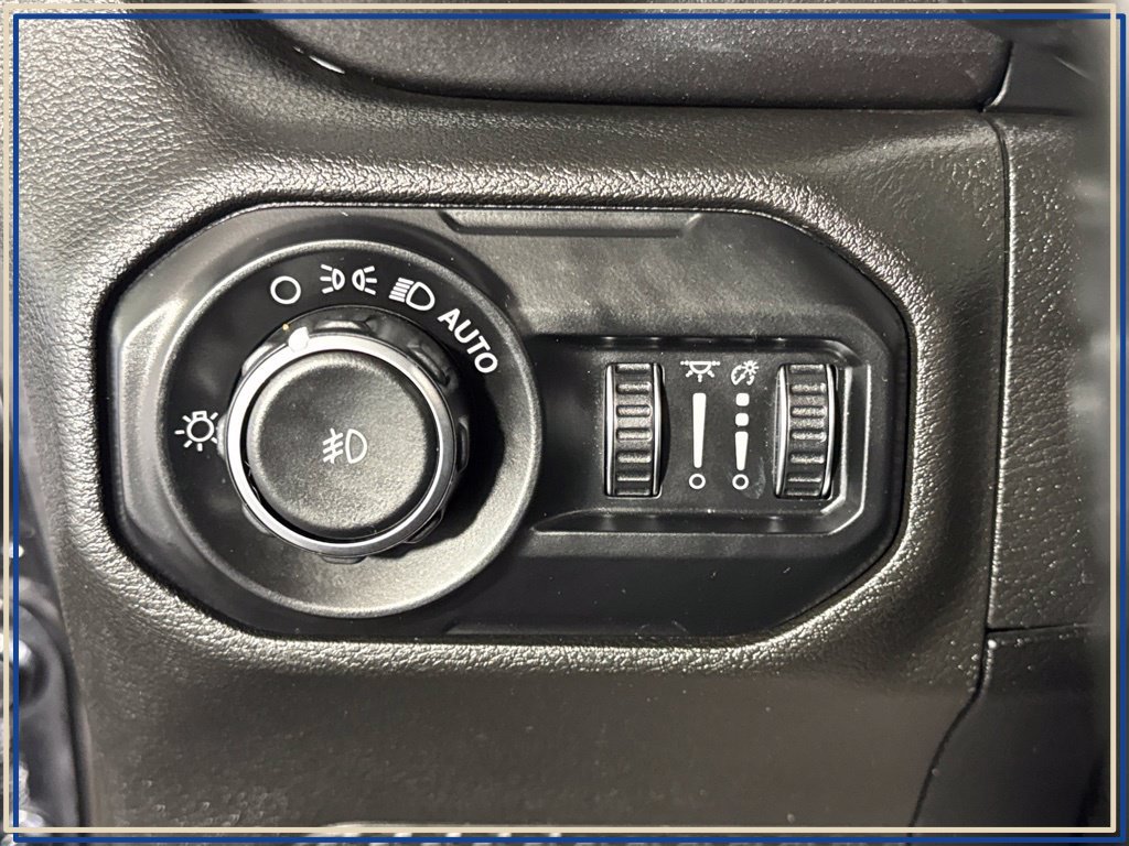 Used 2020 Jeep Wrangler Unlimited Sport AWD/4WD image 22