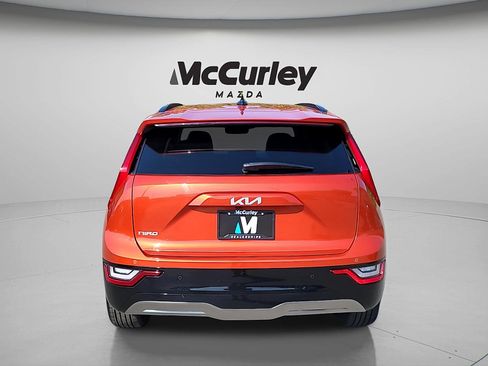 Used 2023 Kia Niro Wave w/ Wave Preserve Package FWD image 7