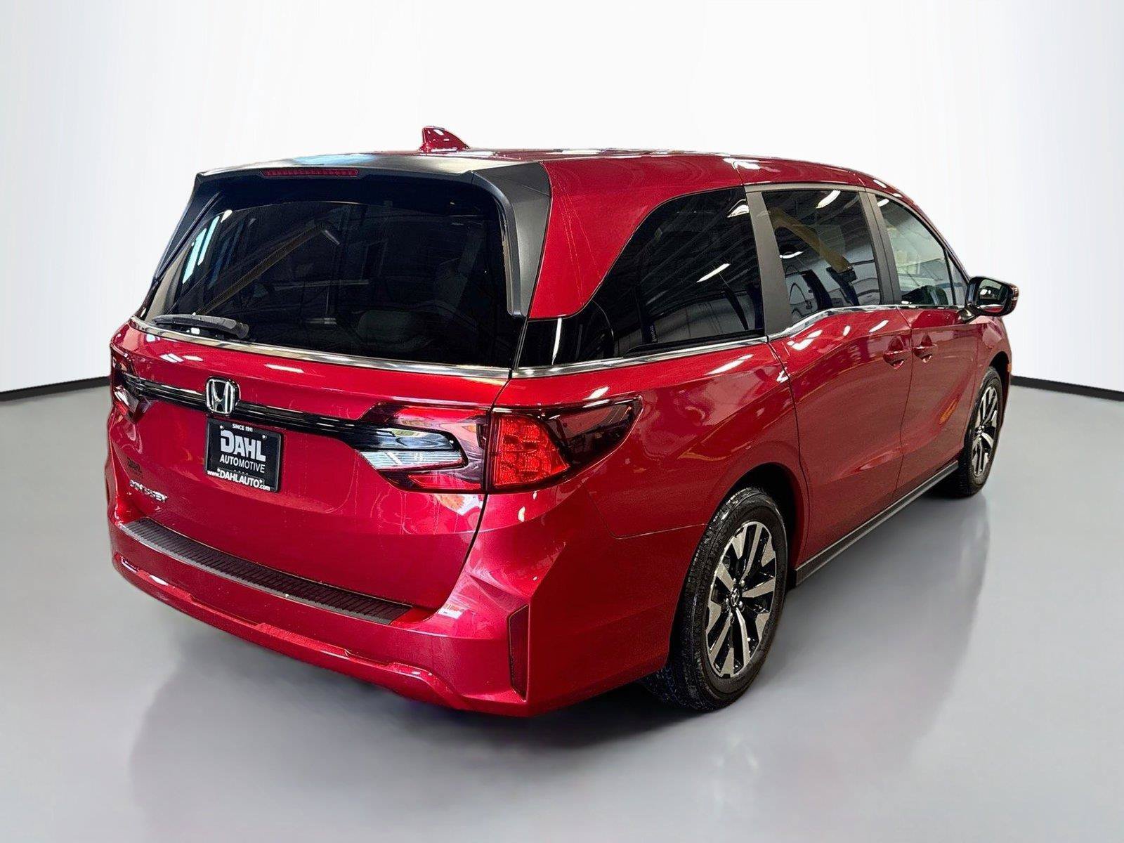 New 2027 Honda Odyssey EX-L image 13