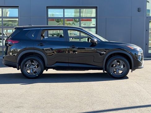 New 2026 Nissan Rogue SV AWD/4WD image 7