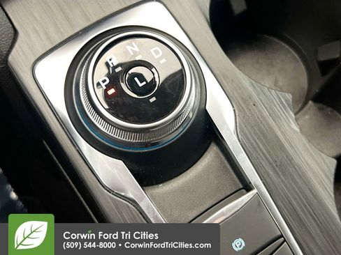 Used 2024 Ford Escape ST-Line Elite w/ Class II Trailer Tow Package image 10