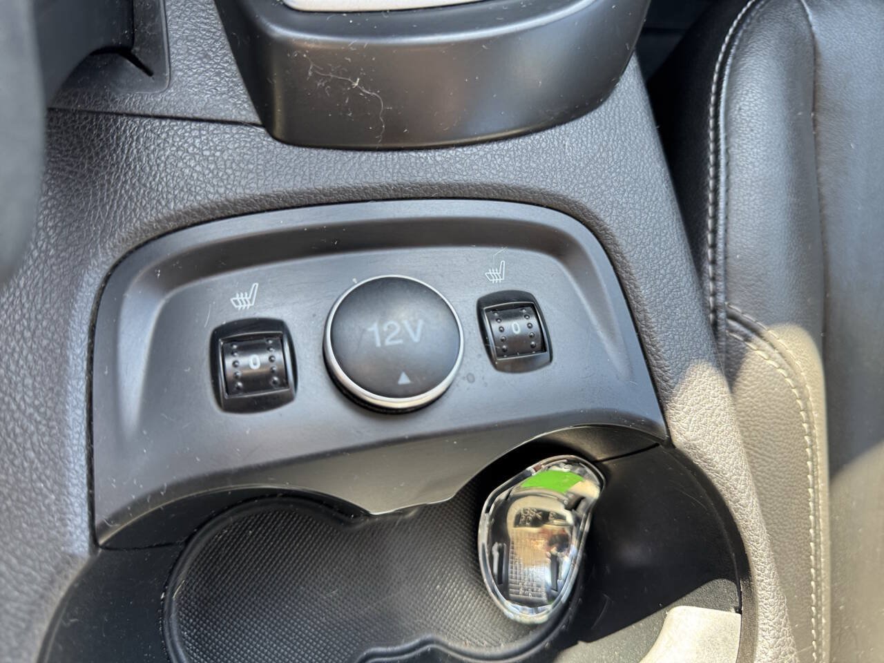 Used 2013 Ford Focus SE FWD image 37