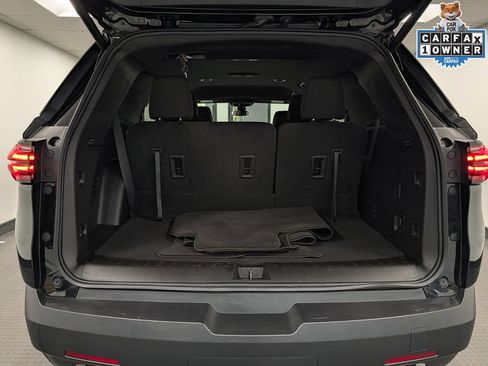 Used 2023 Chevrolet Traverse LT FWD image 30