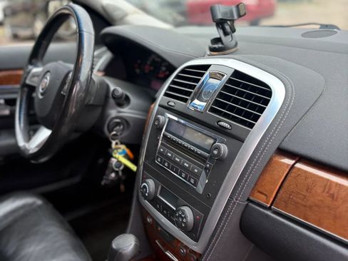 Used 2008 Cadillac SRX AWD w/ Utility Package image 36