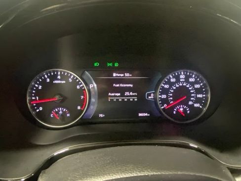 Used 2021 Kia Seltos SX w/ SX Sunroof Package AWD/4WD image 16