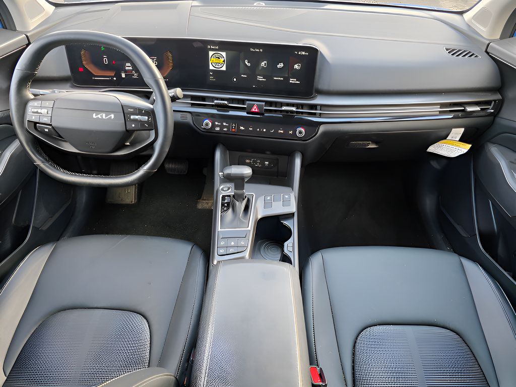 Used 2026 Kia Sportage EX FWD image 19