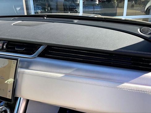 Used 2024 Jaguar XF R-Dynamic SE image 15