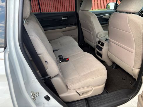 Used 2016 Honda Pilot EX image 12