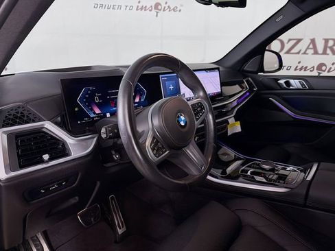 Used 2024 BMW X5 sDrive40i w/ M Sport Package RWD image 11