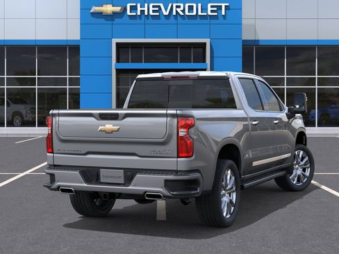 Used 2024 Chevrolet Silverado 1500 High Country w/ High Country Premium Package AWD/4WD image 34