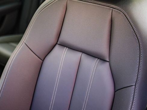 New 2025 Audi A6 e-tron Premium image 27