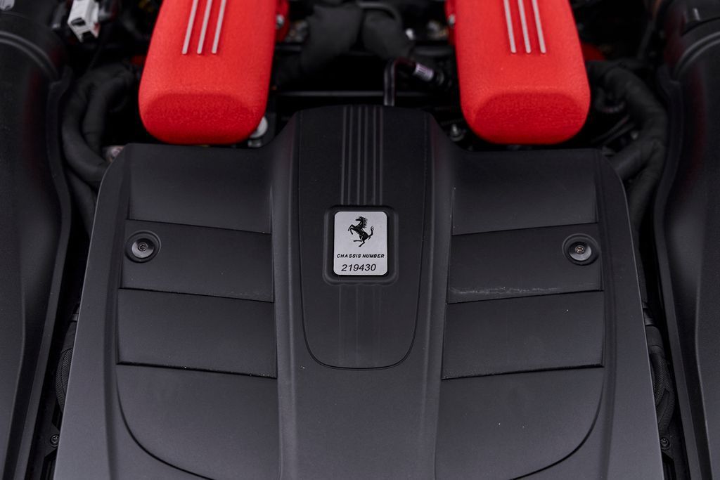 Used 2016 Ferrari F12 Berlinetta RWD image 33