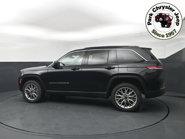 New 2027 Jeep Grand Cherokee Limited AWD/4WD image 3