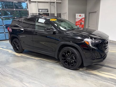 Used 2020 GMC Terrain SLE w/ Driver Convenience Package FWD image 26