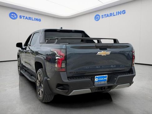 Certified 2026 Chevrolet Silverado EV LT AWD/4WD image 6