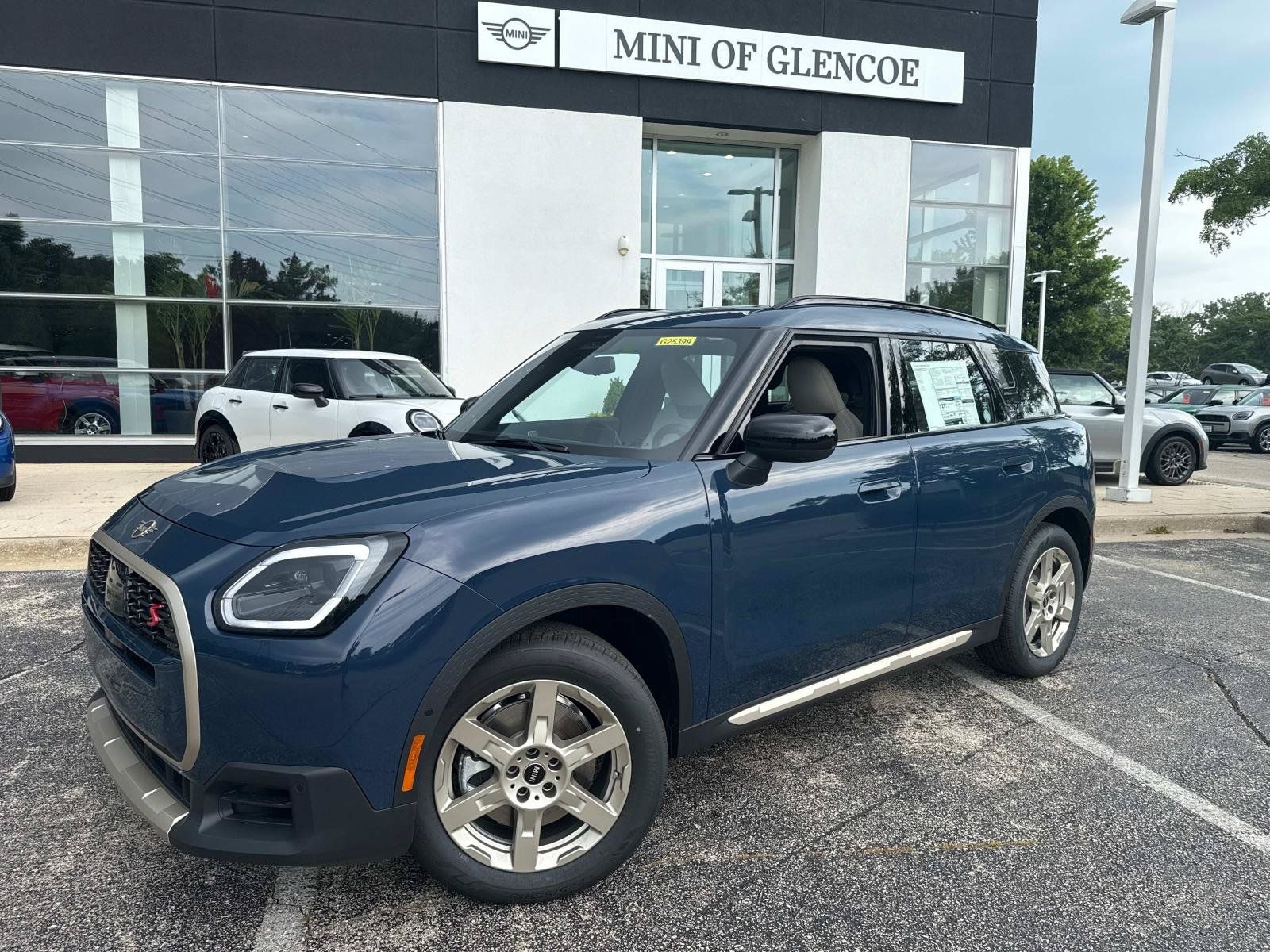Certified 2025 MINI Cooper Countryman S AWD/4WD image 1