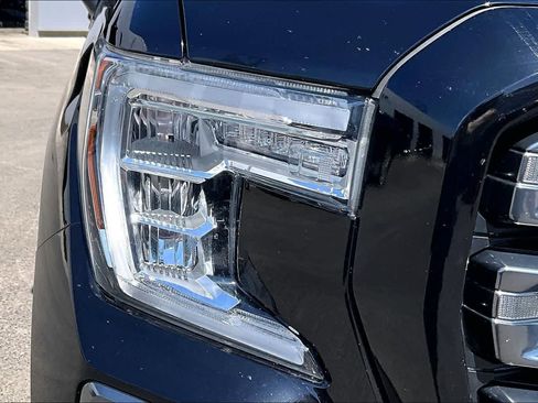Used 2020 GMC Sierra 1500 AT4 w/ AT4 Premium Package AWD/4WD image 31