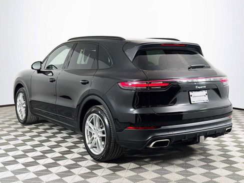 Used 2022 Porsche Cayenne image 7