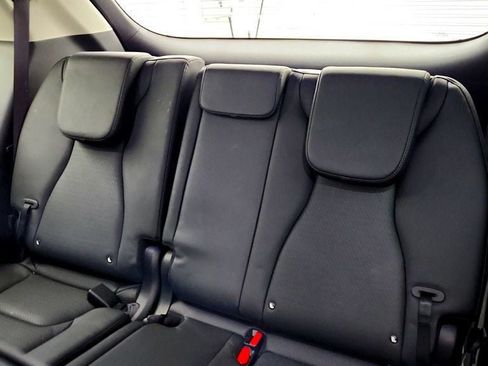 Used 2025 Kia Carnival SX Prestige FWD image 23