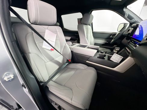 New 2026 Toyota Tundra Limited image 31