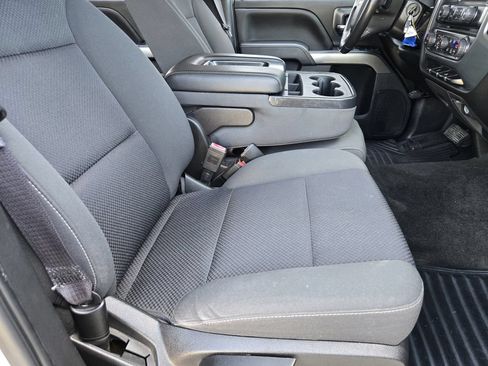 Used 2017 Chevrolet Silverado 1500 LT w/ Texas Edition RWD image 9