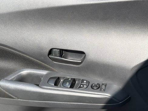 Used 2024 Nissan Kicks S FWD image 23
