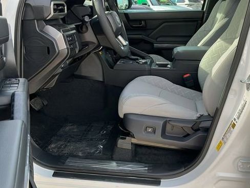 New 2026 Toyota Tacoma SR5 AWD/4WD image 17