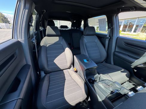 Used 2024 Honda CR-V Sport image 25
