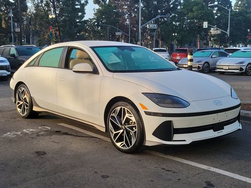 Certified 2025 Hyundai Ioniq 6 SEL image 28